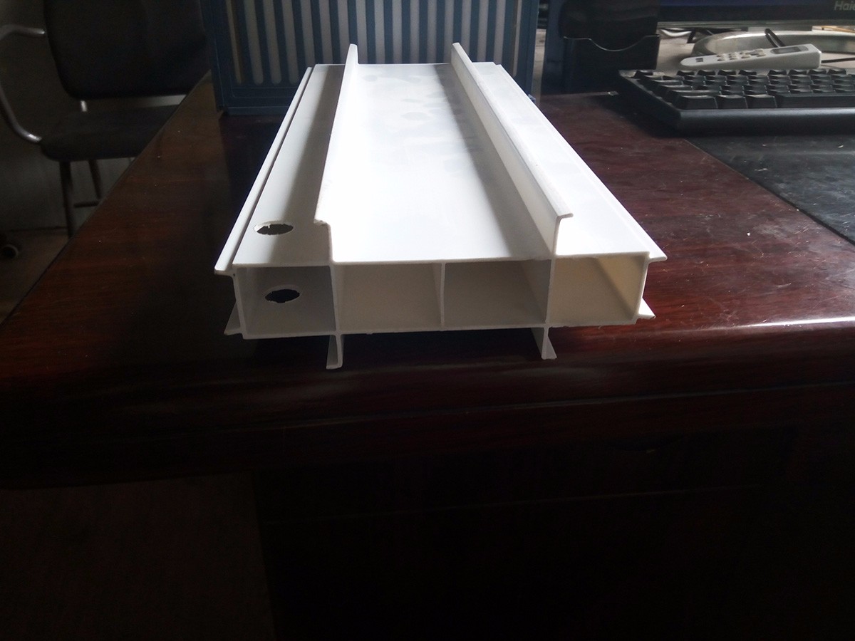 承德立面拉缝板 (1)150MM宽拉缝板